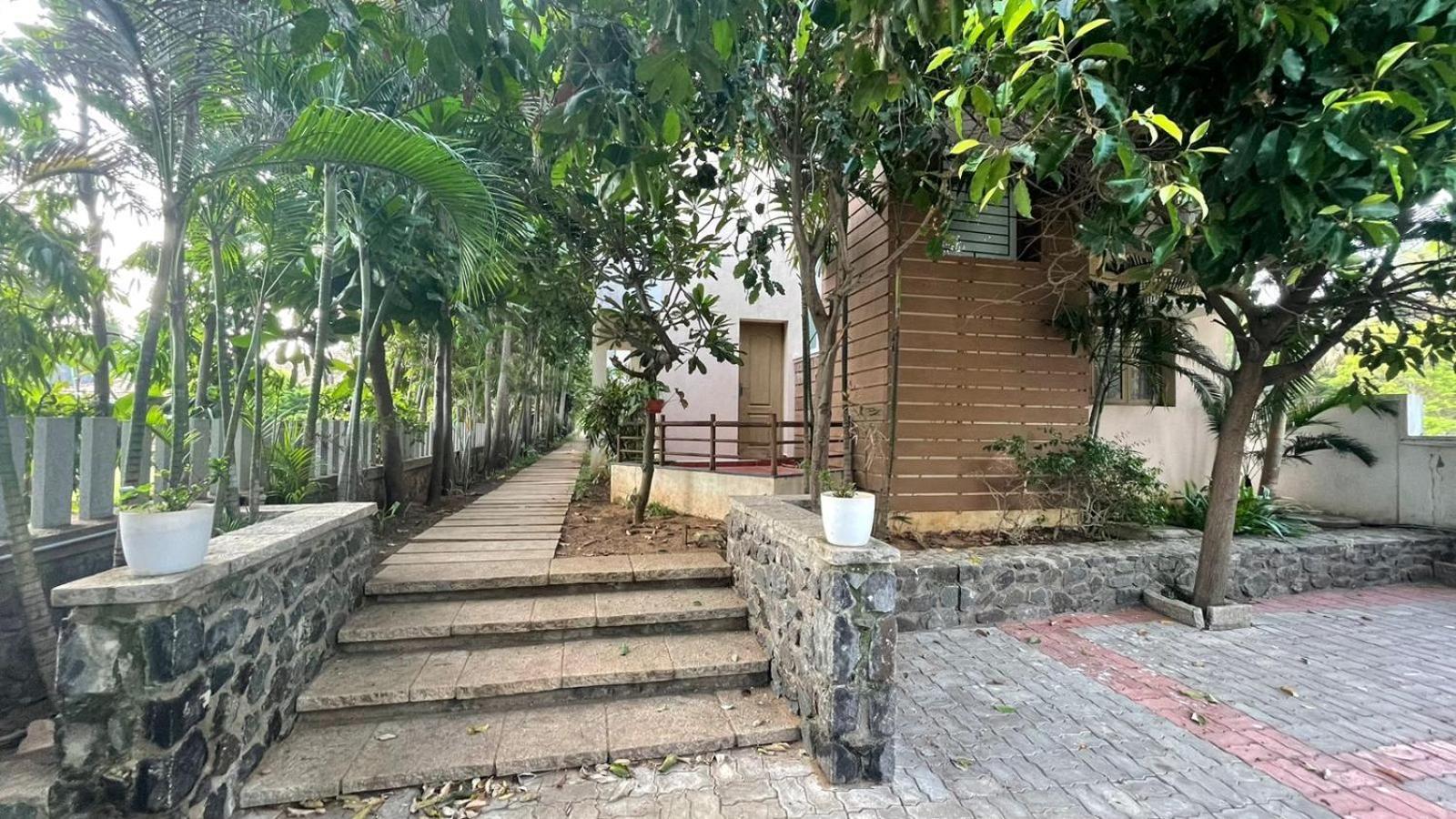 Barefootbay - Villa With Private Beach Access Chennai Bagian luar foto